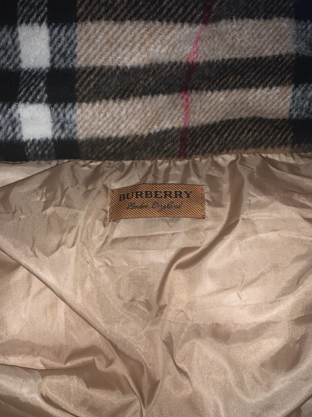 Burberry puffer jacket thumbnail