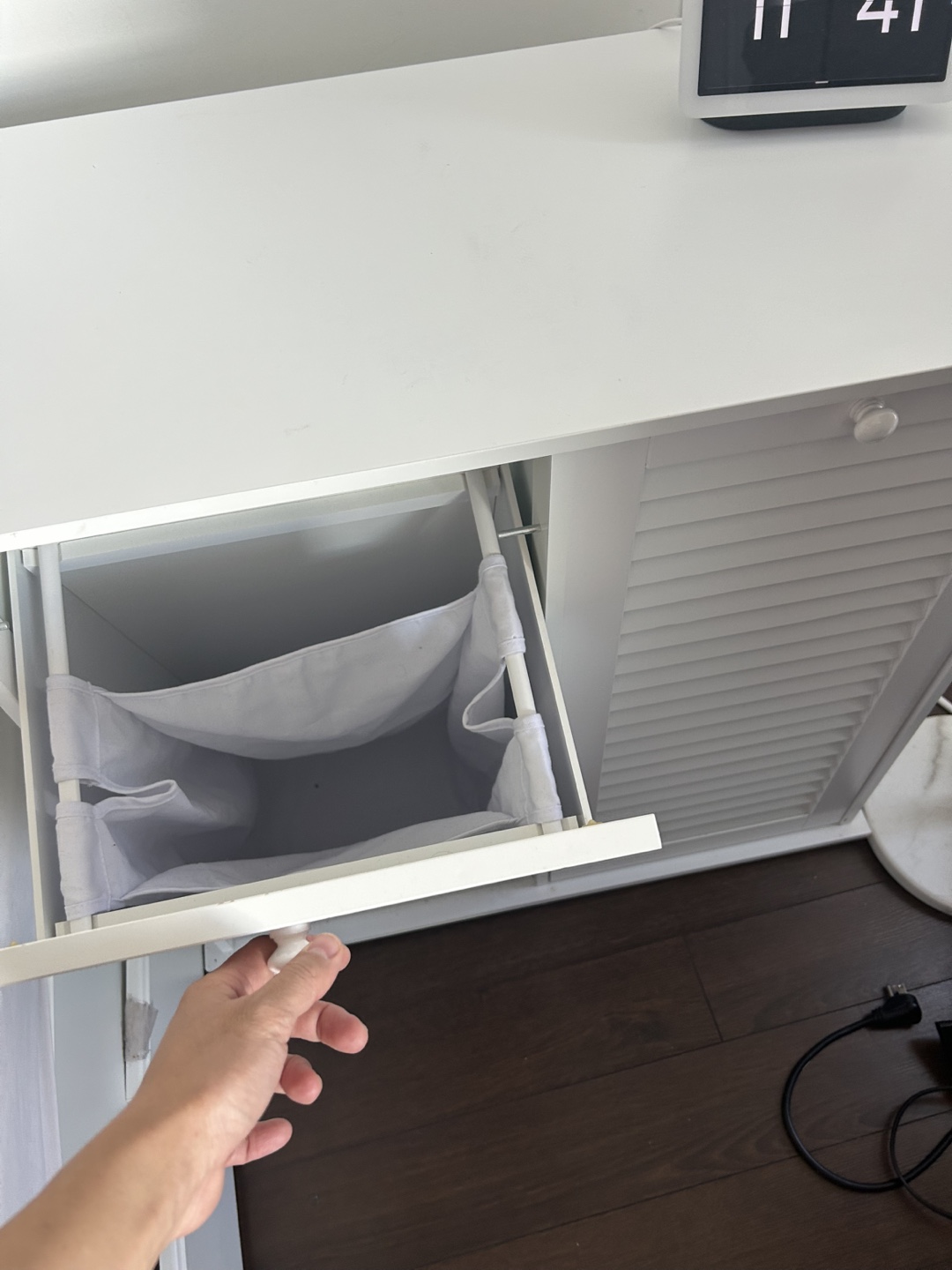 White Double Laundry Cabinet - photo 2