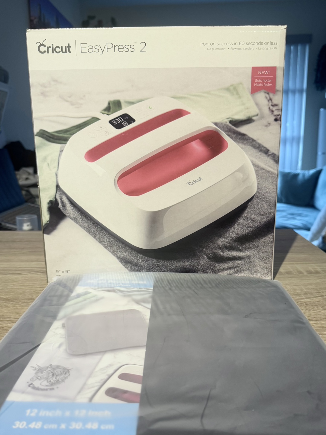 Cricut EasyPress 2 Heat Press Machine & Meat Press Mat - photo 2