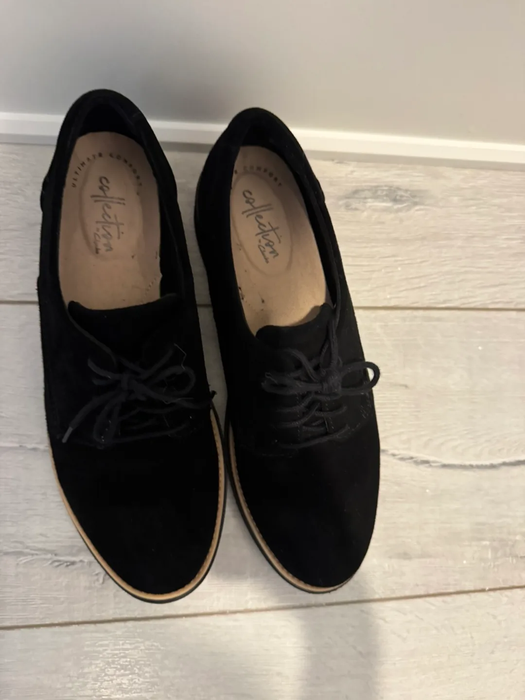 Clark’s Black Suede Platform Oxfords image indicator(7)