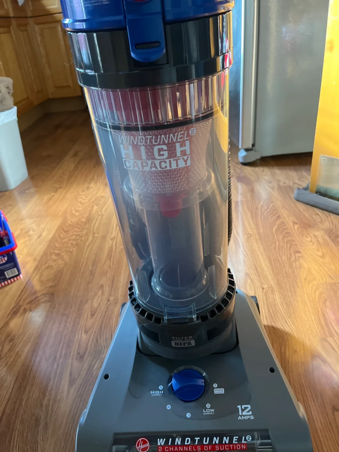 Hoover WindTunnel High Capacity Vacuum image indicator(2)