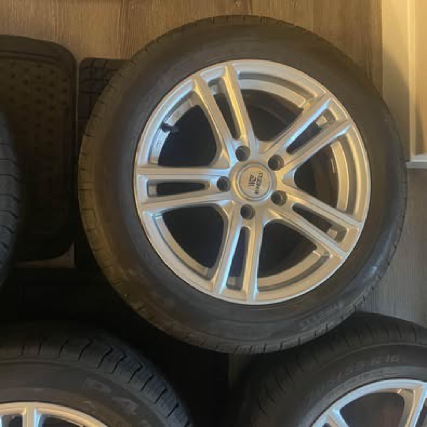 Tires AND wheels Pirelli P4 AS+ 205/55 R16 with alloy rims - photo 3