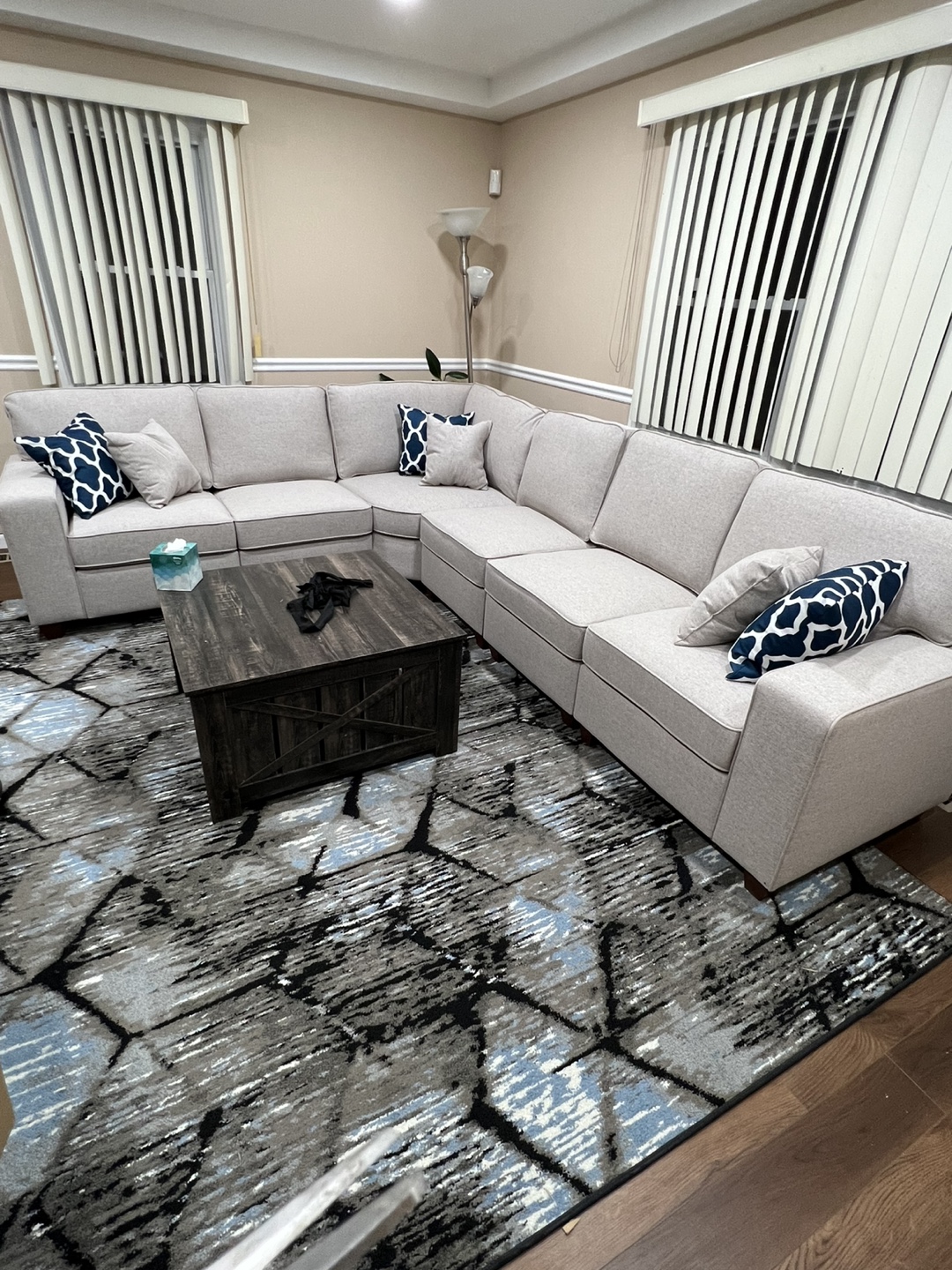 Sectional Sofa with Ottoman - photo 3