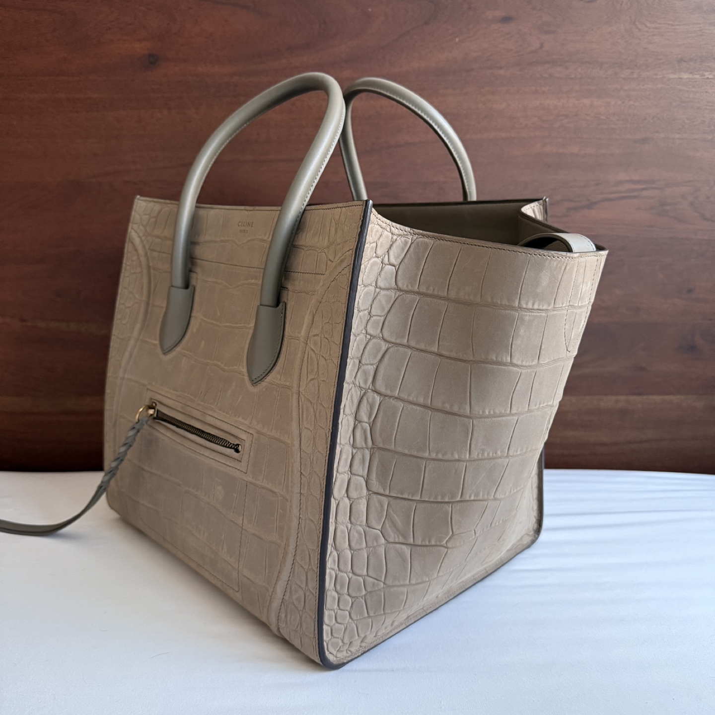 Celine Phantom Luggage Croc Embossed Nubuck, Authenticated - photo 4