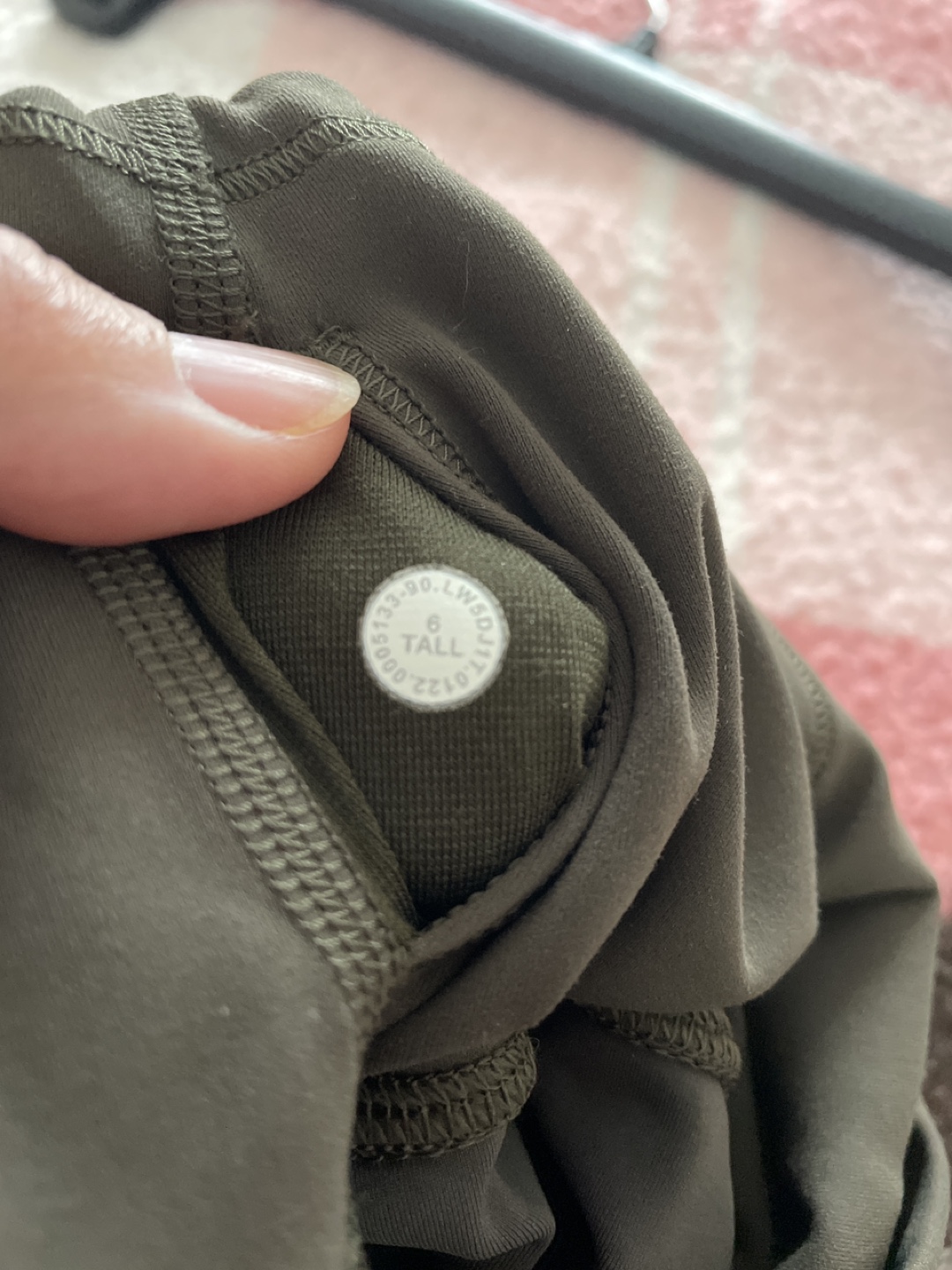 Lululemon leggings like new - Size 6 Tall - Green - photo 3