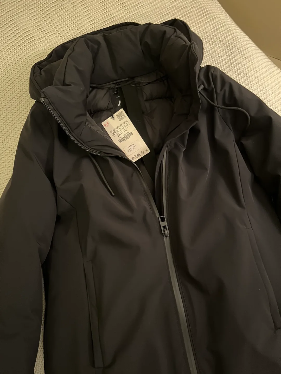 Brand new with tag - Zara Water and Wind protection anorak image indicator(4)