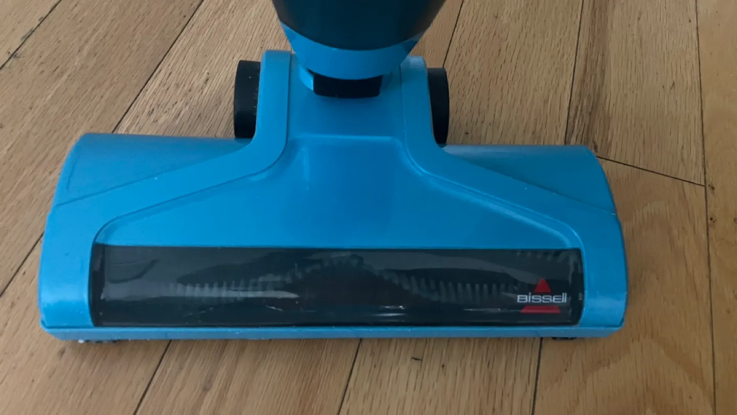 Bissell Featherweight Stick Vacuum image indicator(2)