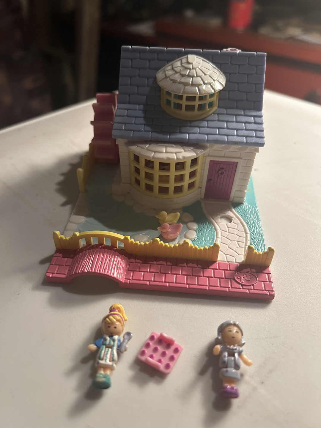 1994 Grandmas House Polly Pocket