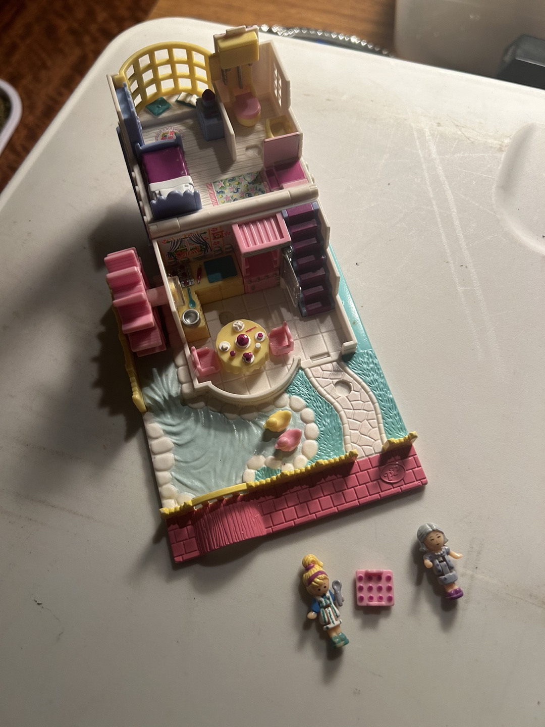 1994 Grandmas House Polly Pocket - photo 3
