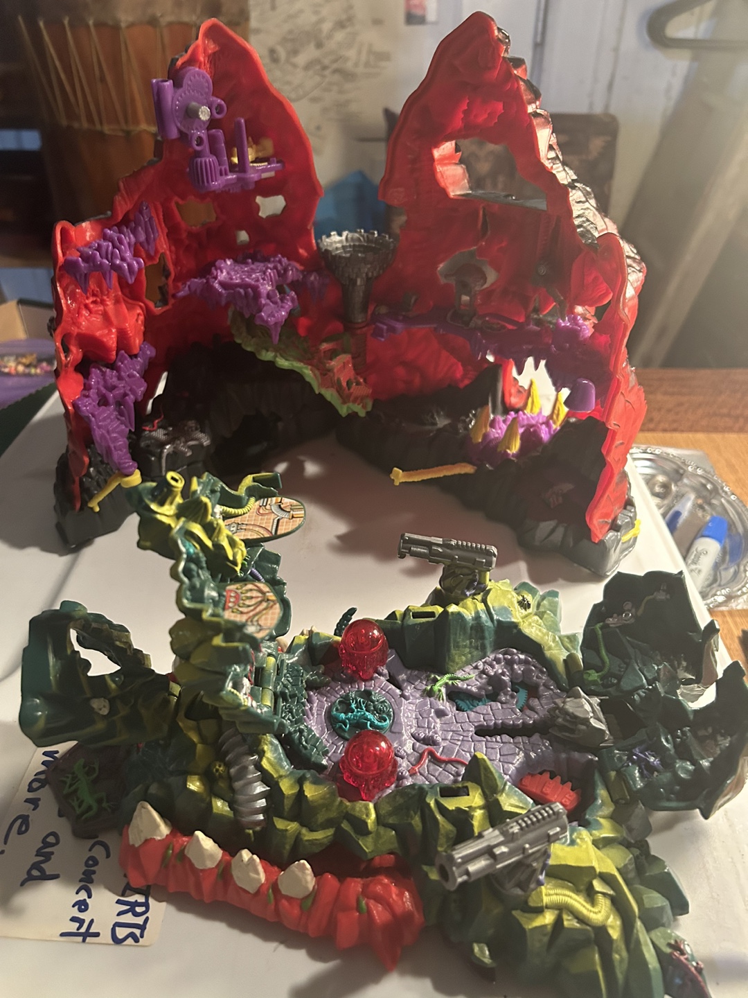 2x Mighty Max Playsets and Figures - photo 4