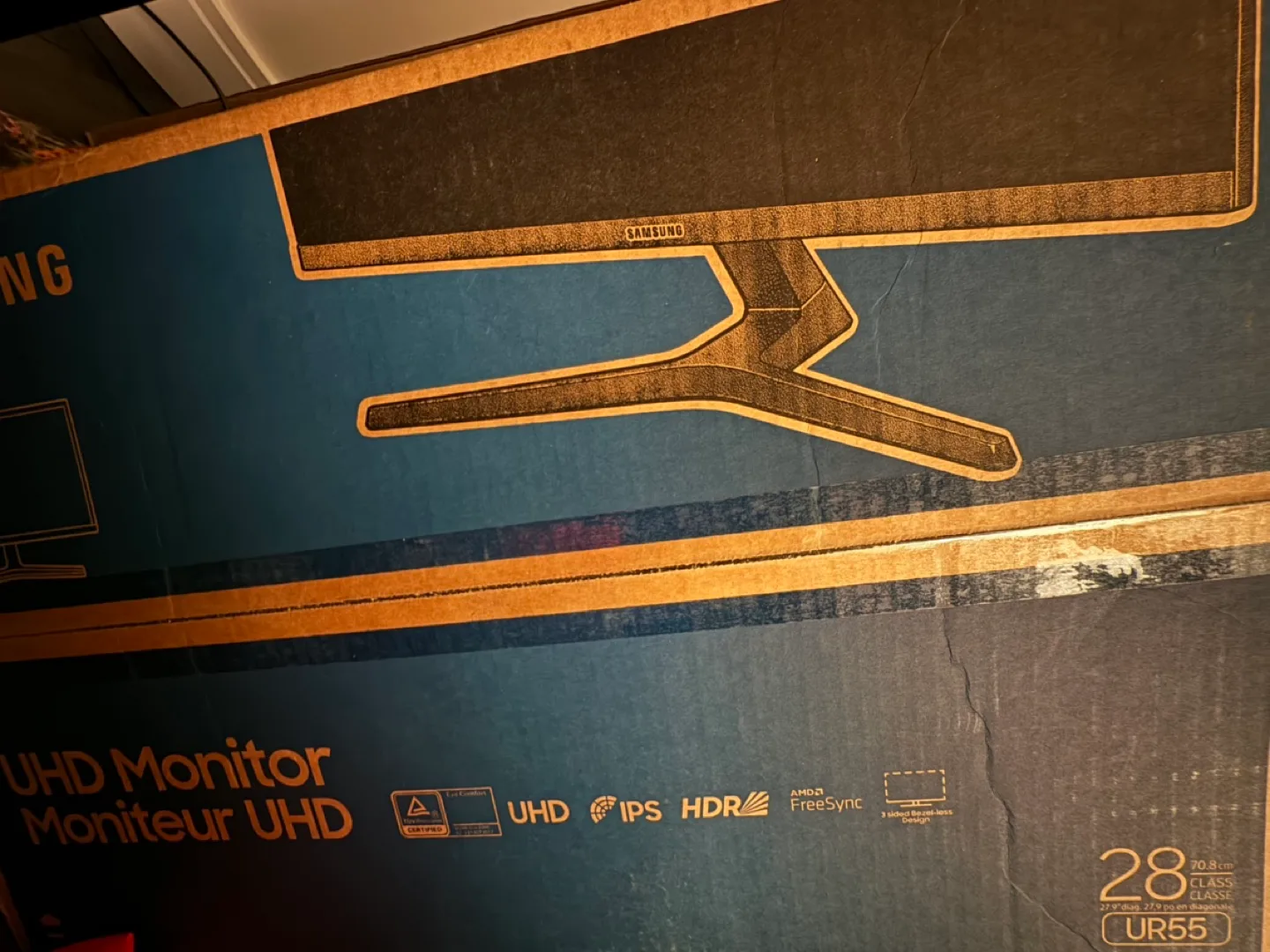 Samsung UR55 28" 4K Ultra HD Monitor thumbnail