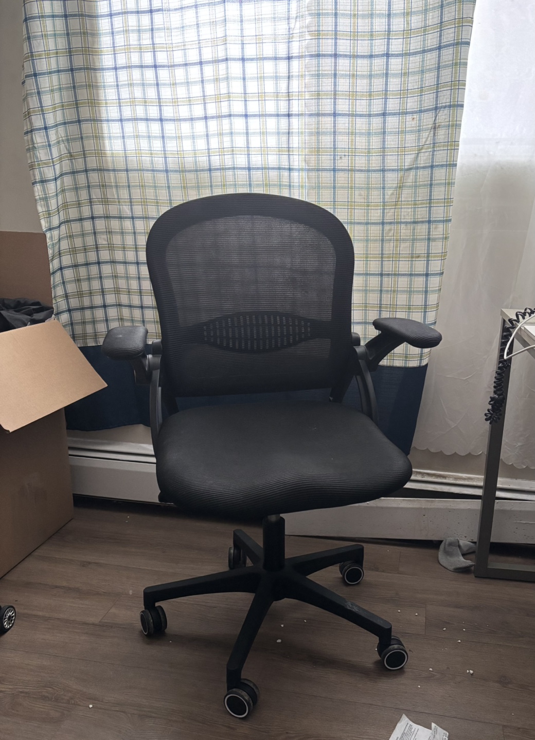 Small Desk and a chair - photo 5