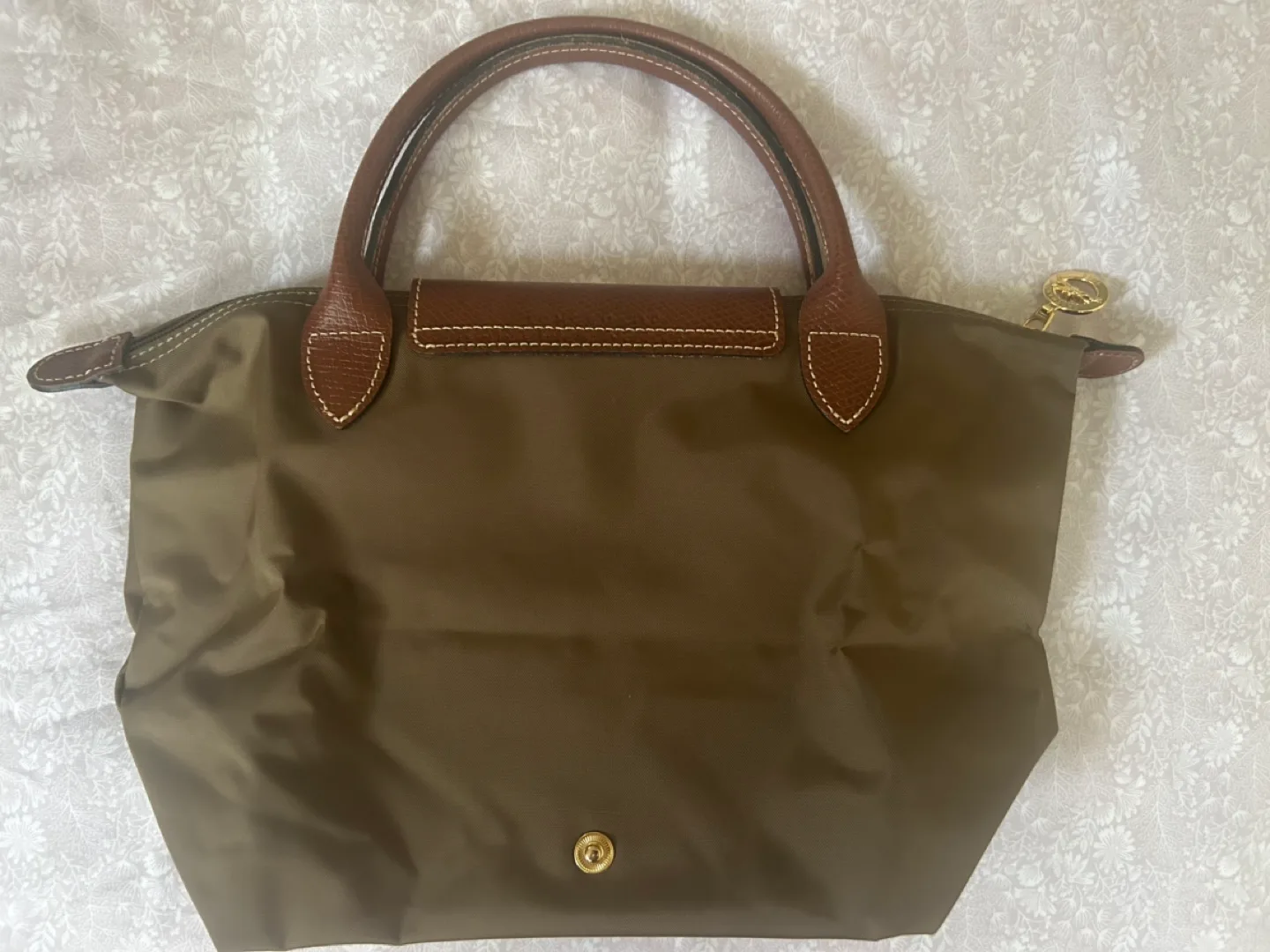 Longchamp Le Pliage Olive Handbag (Brand New) image indicator(2)