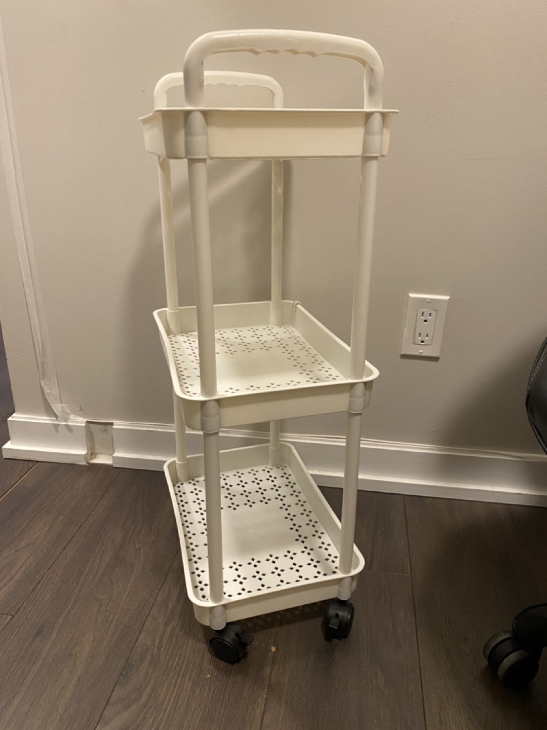 White 3-Tier Rolling Cart - photo 2