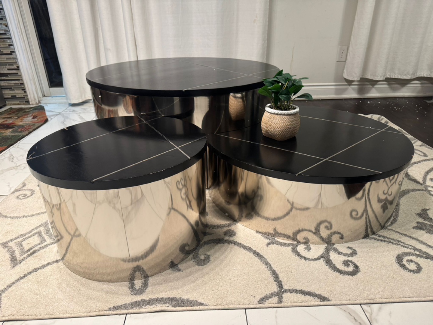 Set of 3 Nesting Coffee Tables