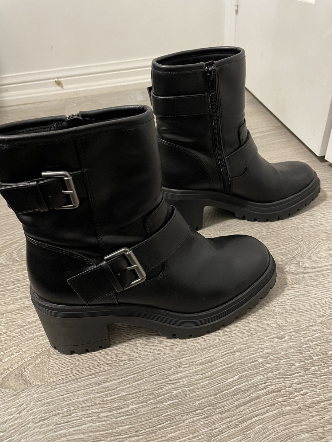 Black Buckle Boots - photo 5