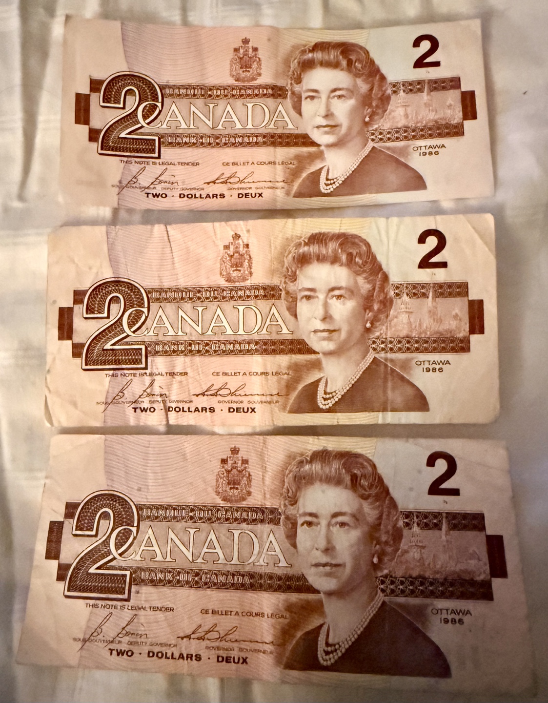 $2 Canadian bill