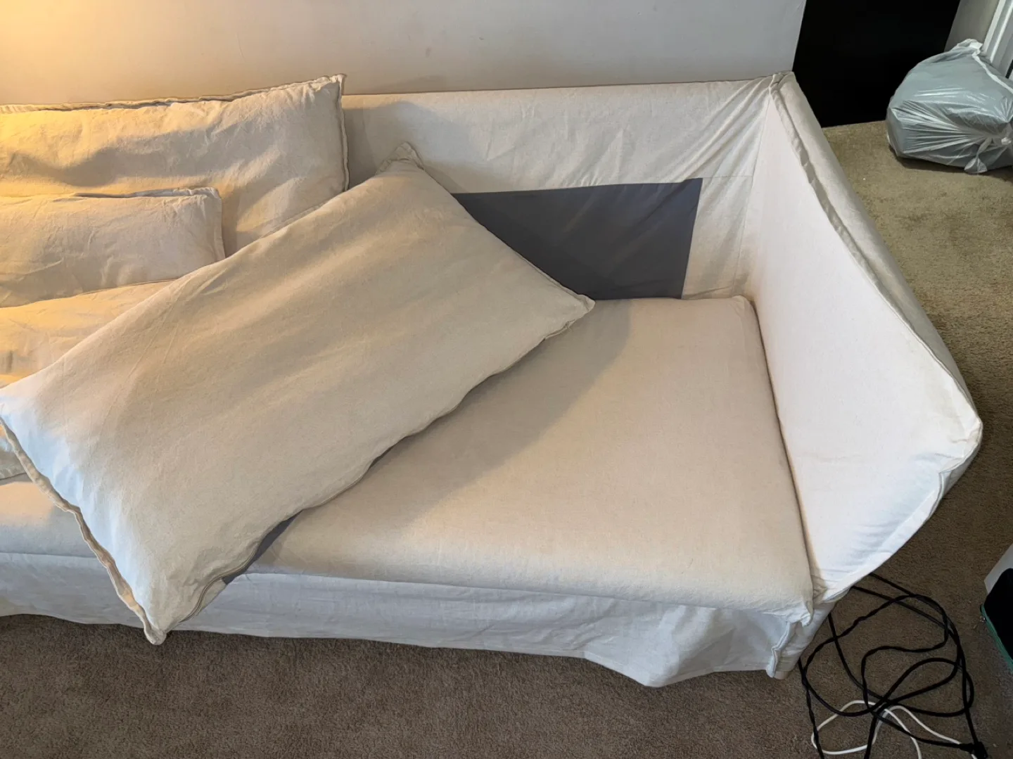 IKEA Sofa image indicator(5)