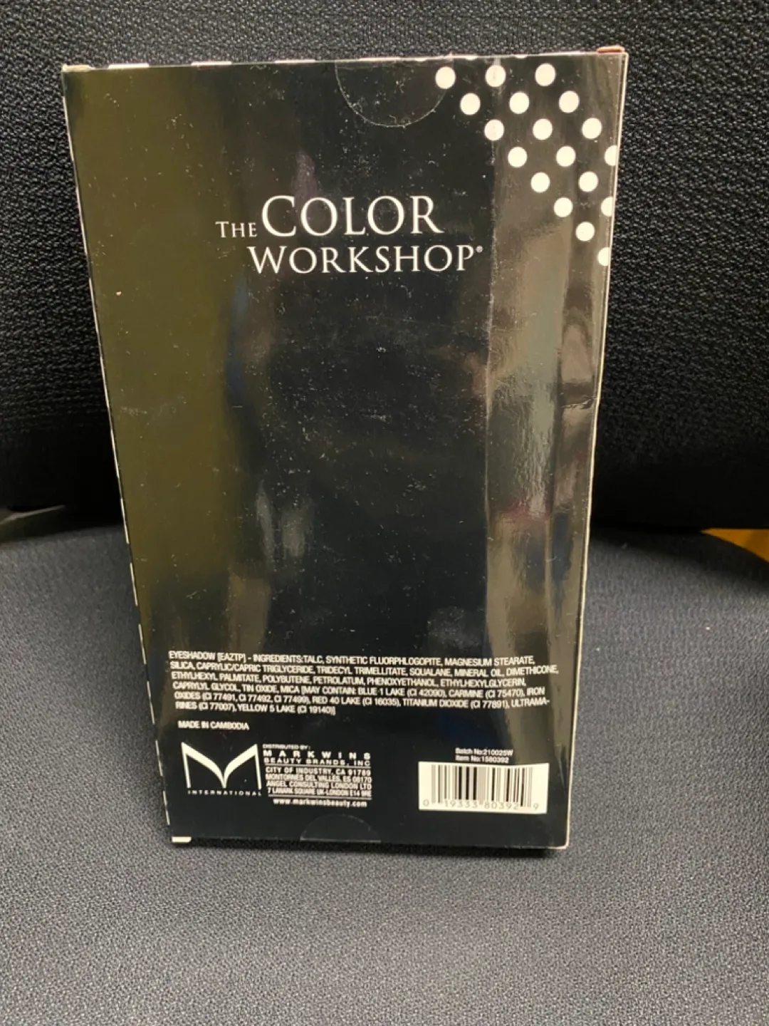 The Color Workshop 18 Piece Eyeshadow Palette image indicator(2)