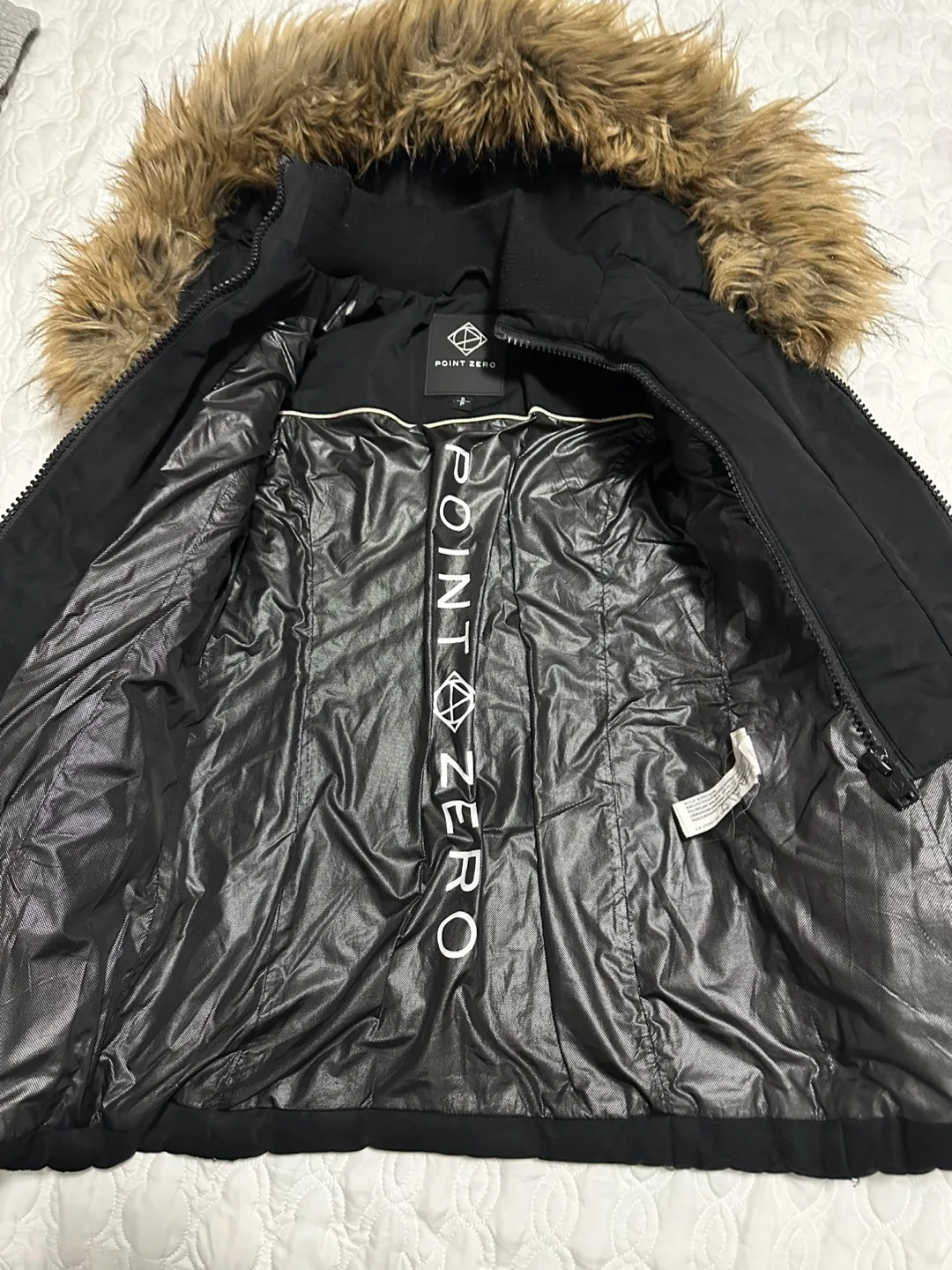 Point Zero Black Winter Jacket with Fur Hood image indicator(3)