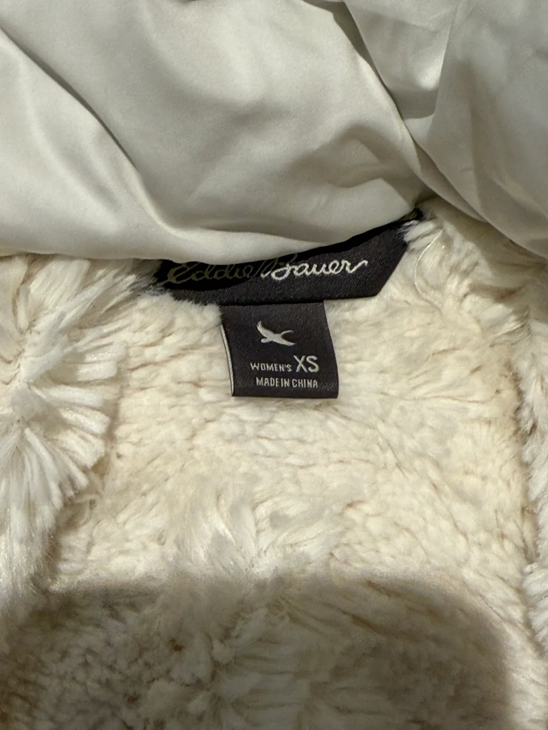 Eddie Bauer Women's White Puffer Jacket Size XS image indicator(2)