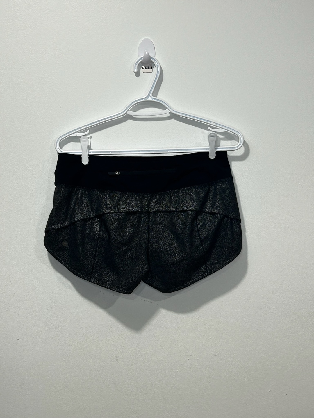 Lululemon Run Shorts - photo 2