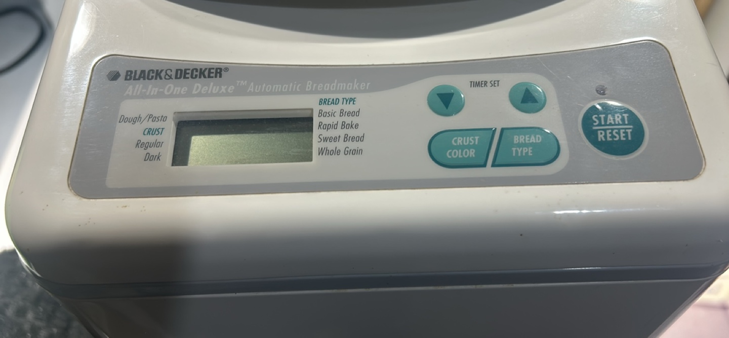Black & Decker All-in-One Deluxe Automatic Breadmaker
