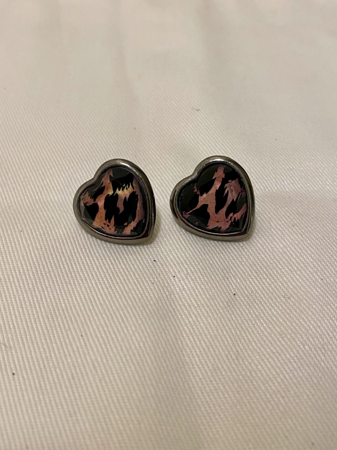 Heart-Shaped Leopard Print Earrings