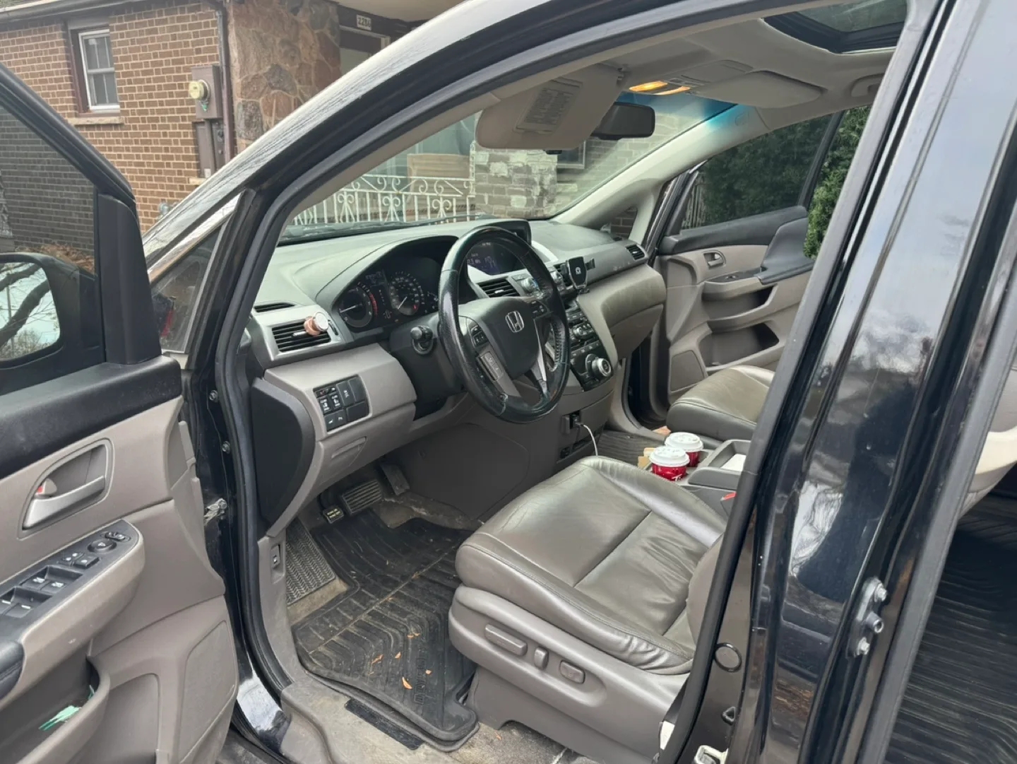 2013 Honda Odyssey Minivan image indicator(8)