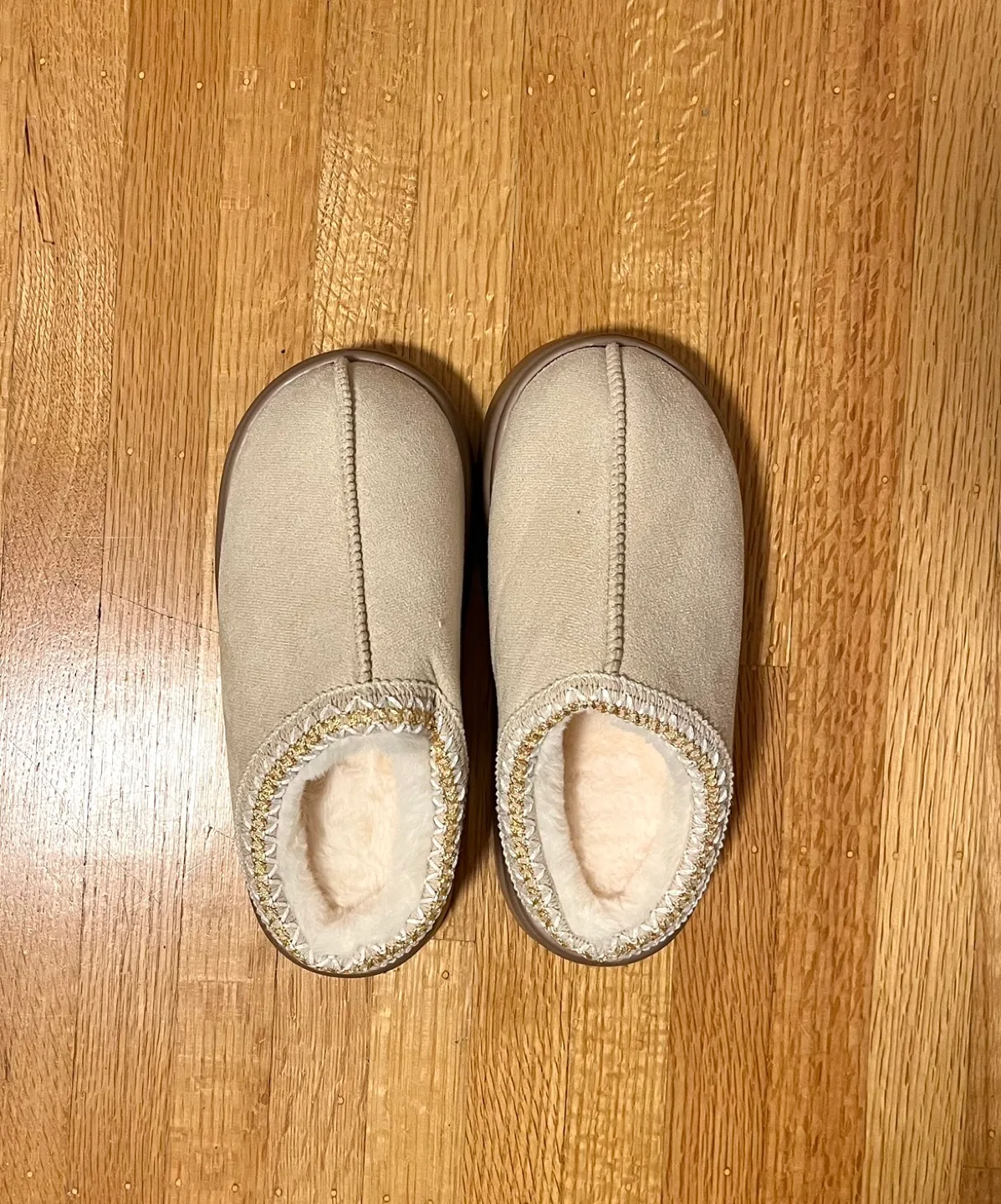 Women's Beige Fuzzy Slippers thumbnail