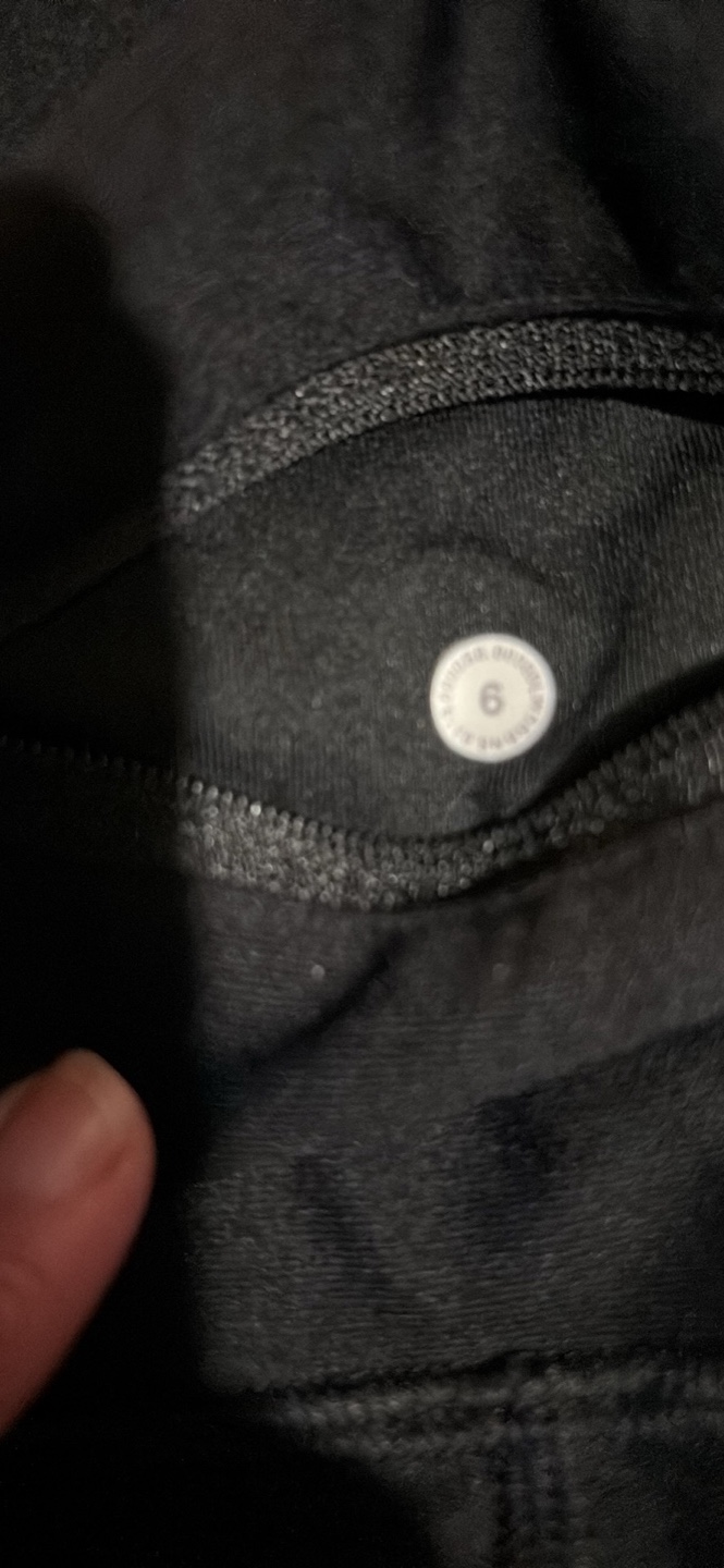 Lululemon Black Fast and Free Leggings - Size 6 - photo 3
