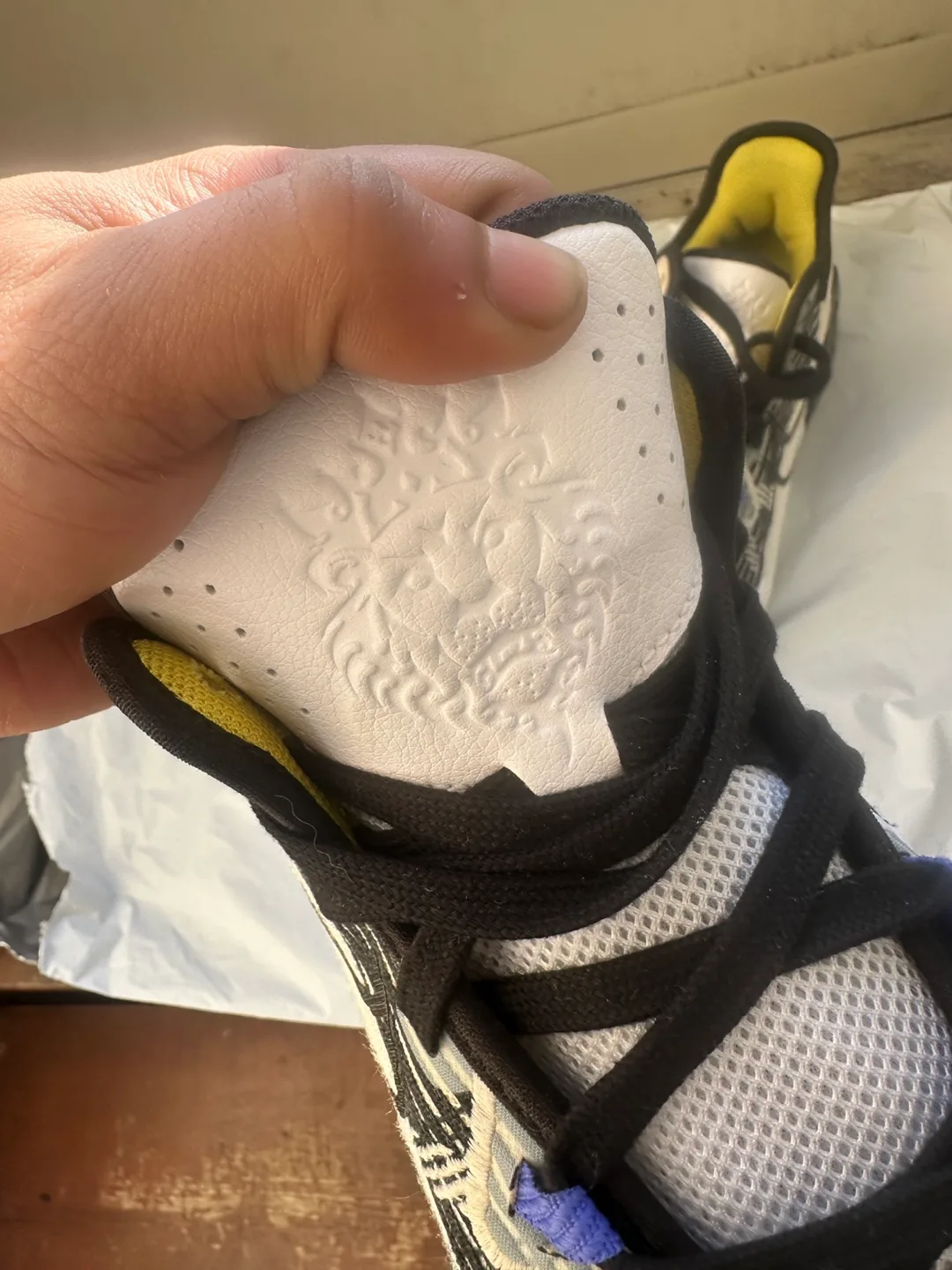 Nike LeBron Witness 6 Basketball Shoes - Size US 10 image indicator(5)