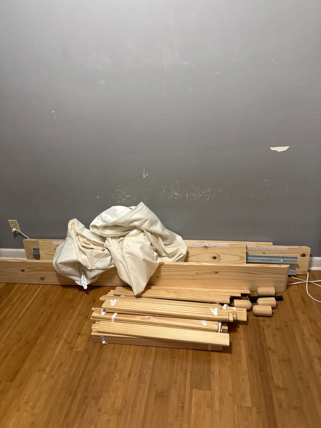 Ikea Queen Size Bed Frame image indicator(2)