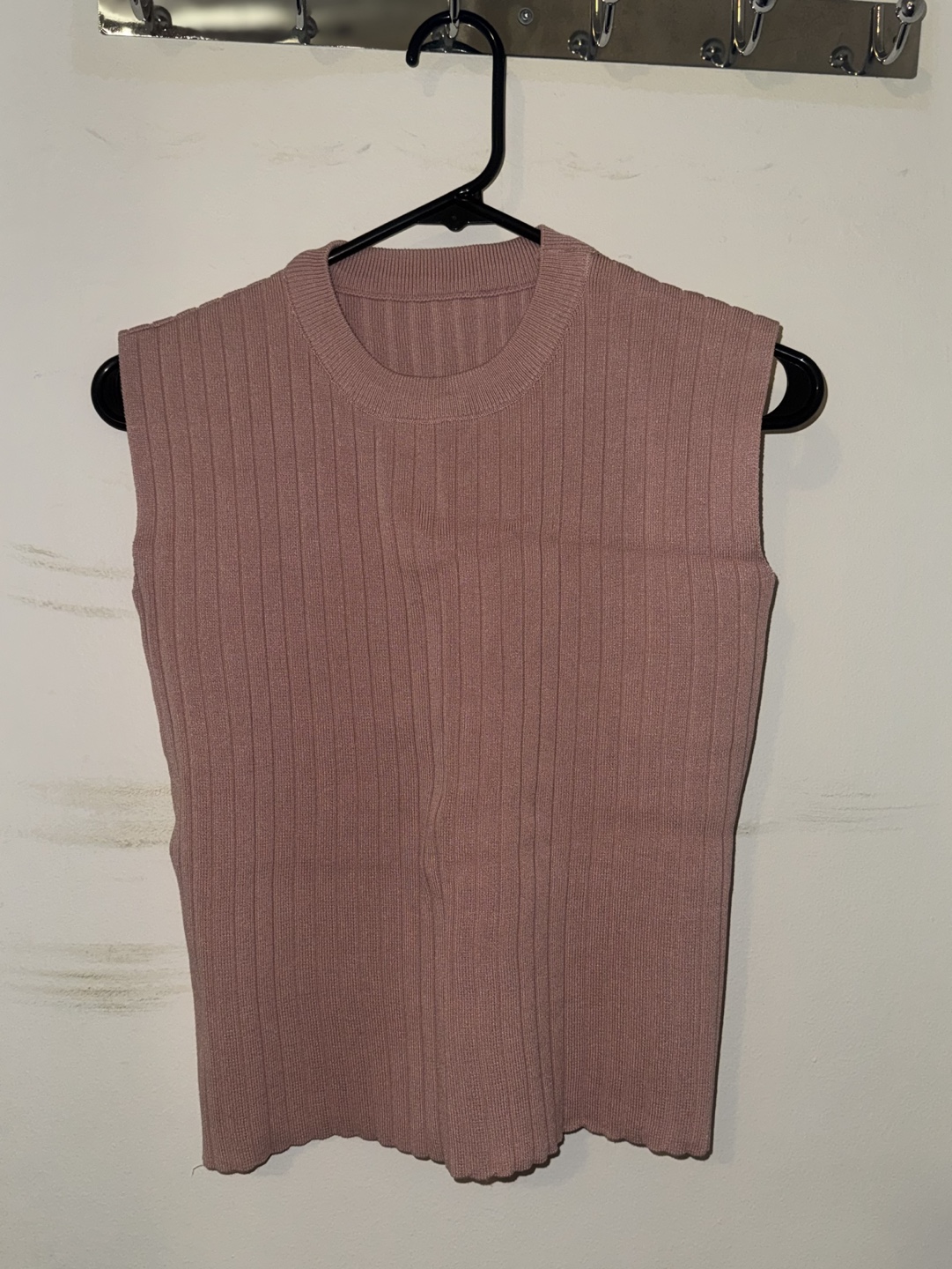 Knitted Two-Piece Set - Tank Top and Wide-Leg Pants - photo 2