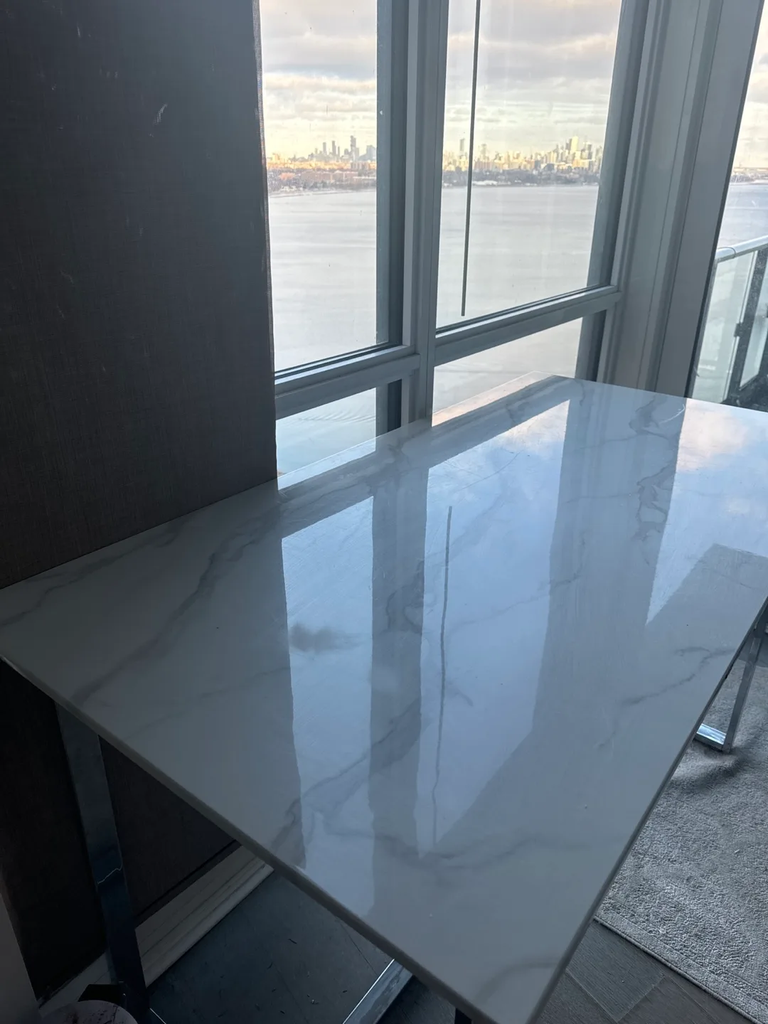 MUST GO �🚨 beautiful white high table. Regular countertop height thumbnail