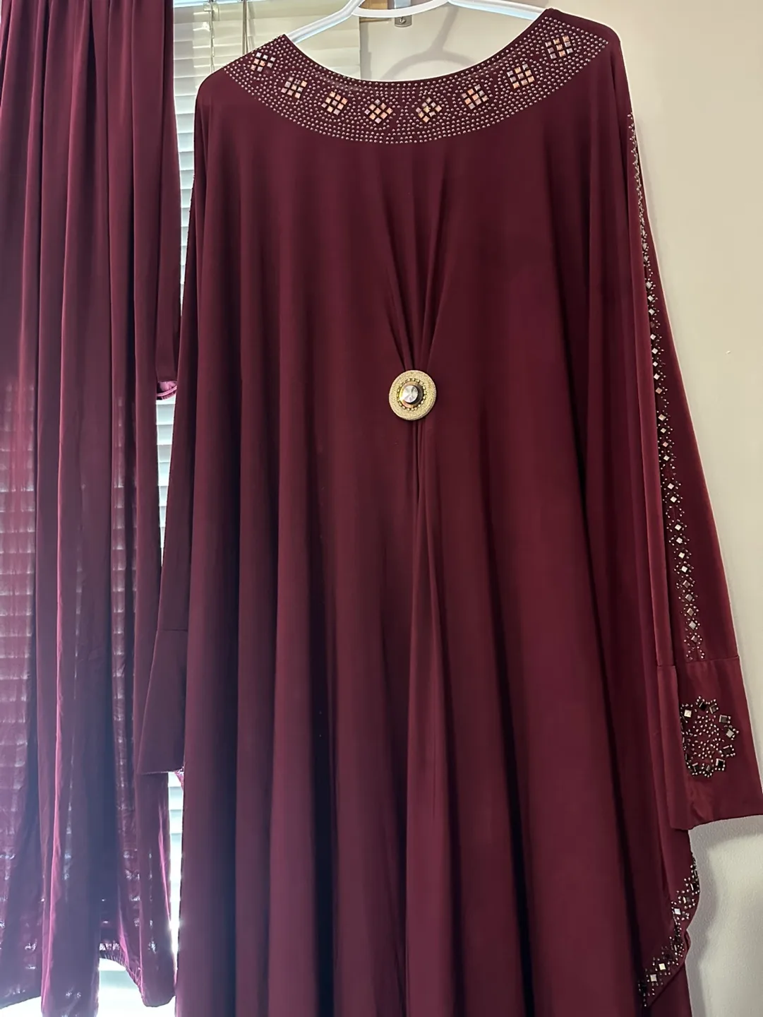 Burgundy Abaya &scarf with embellishments image indicator(6)