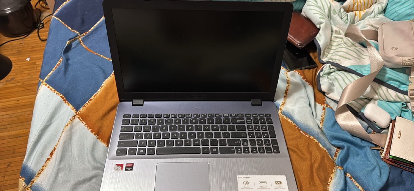 ASUS Laptop - Excellent Condition
