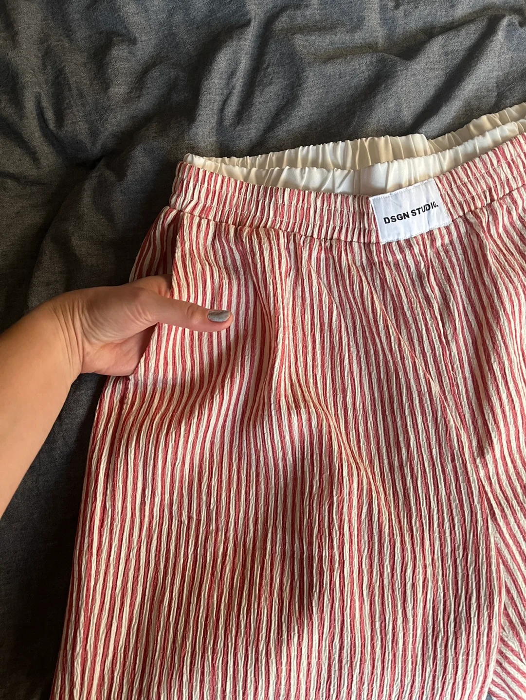 Red and White Striped Wide Leg Pants image indicator(7)