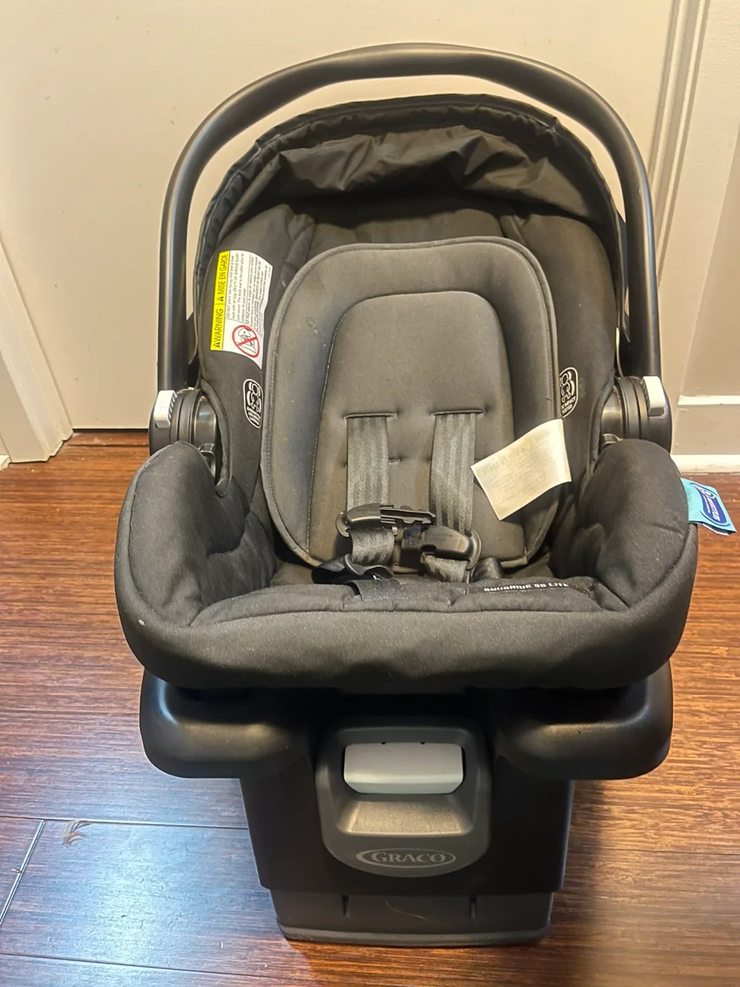 Graco SnugRide 35 Lite Infant Car Seat with base+weather Shield image indicator(2)