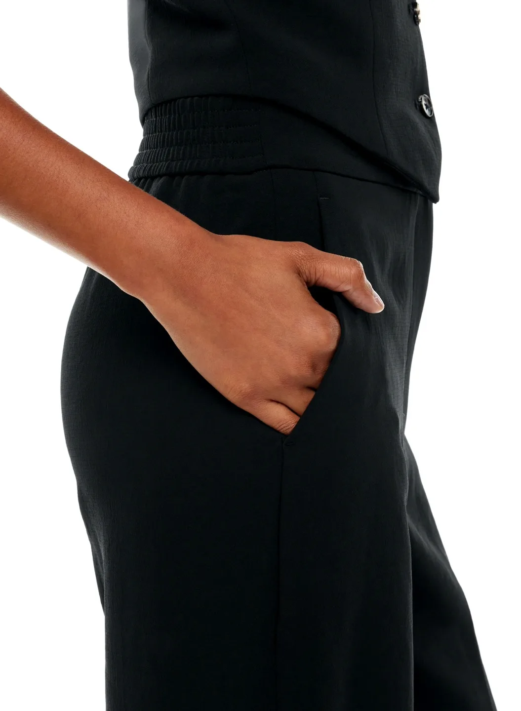 (New without tags) Aritzia - Wilfred Alanya Black Pants size 2 image indicator(4)