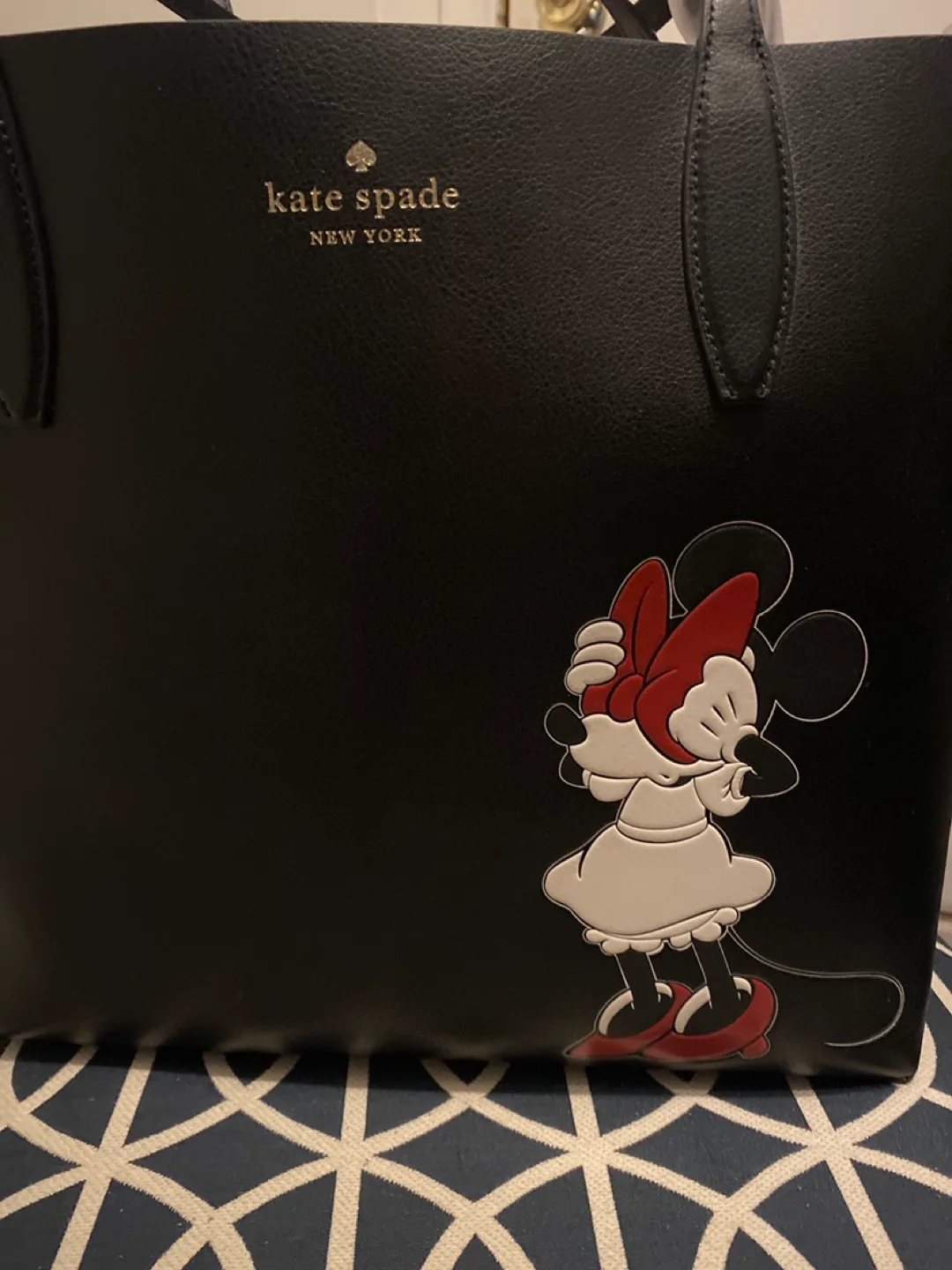 Disney X Kate Spade Reversable Minnie Mouse Tote with Wristlet image indicator(2)