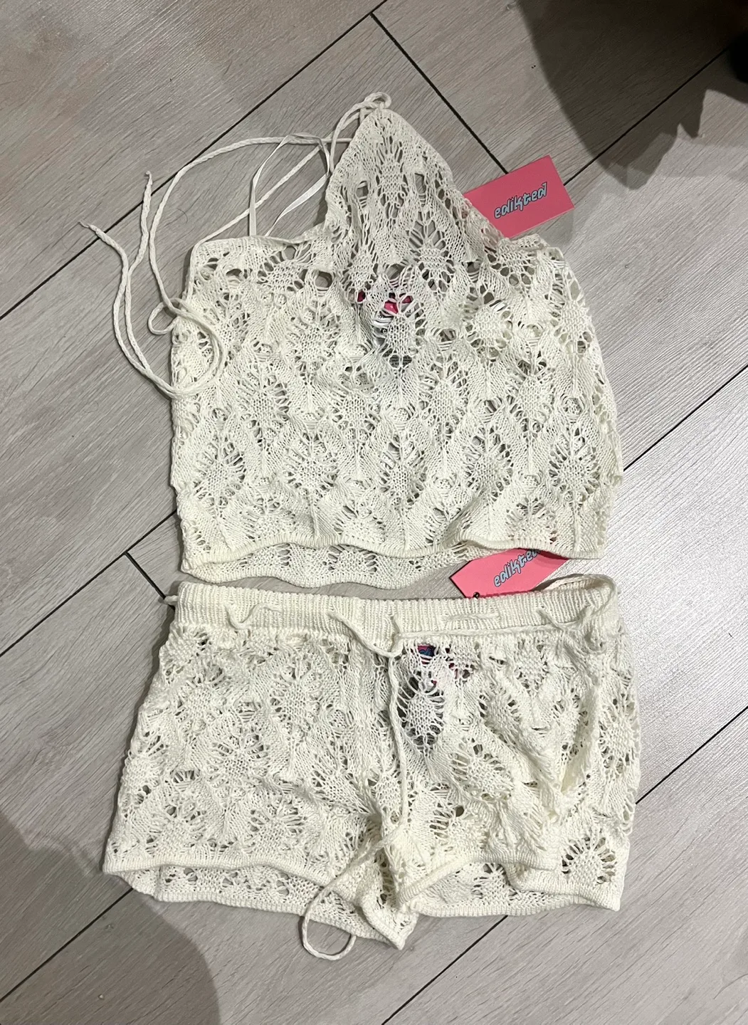 *BNWT* EDIKTED set - size small  - brand new with tag image indicator(3)