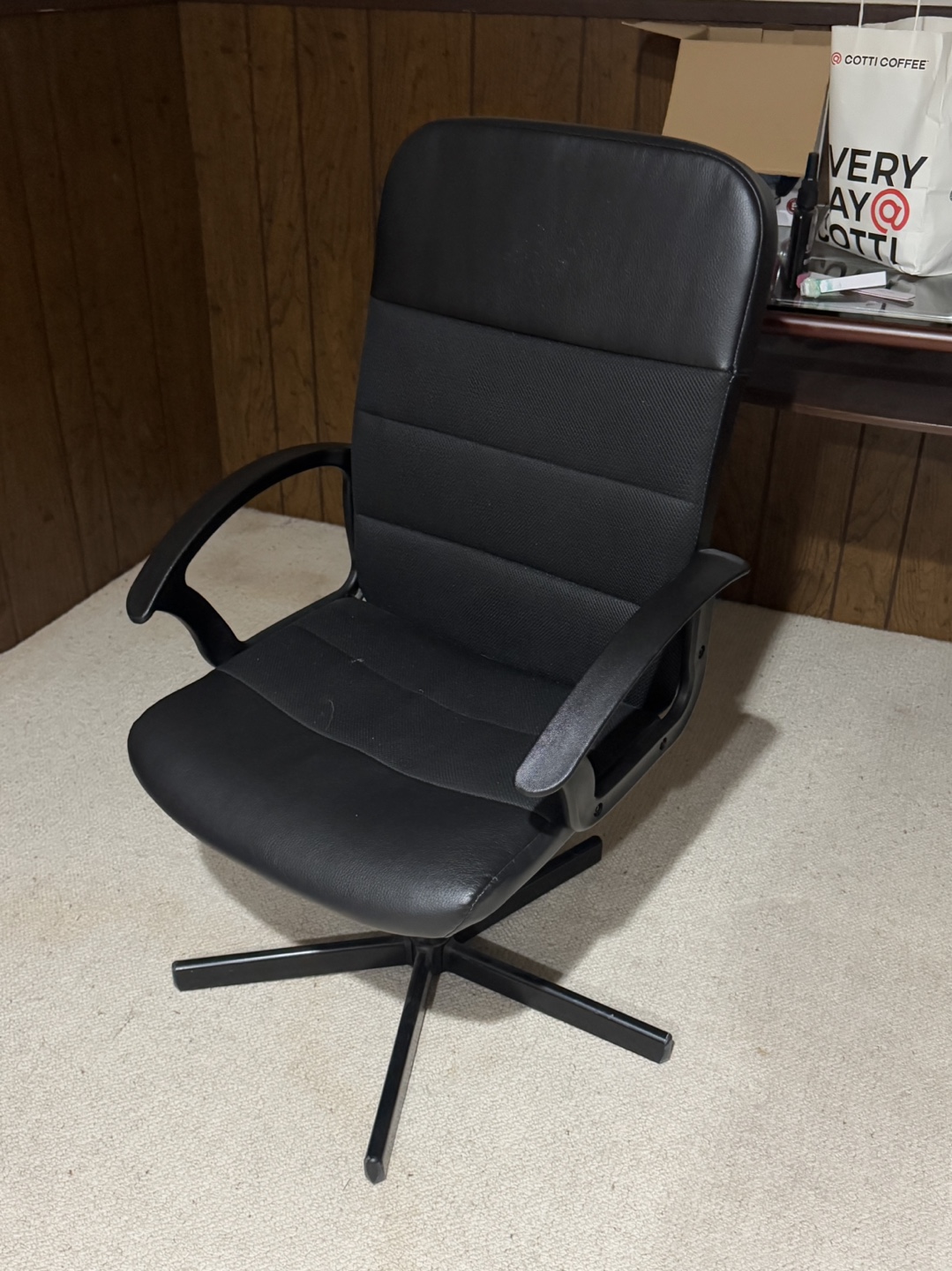 Black Office Chair