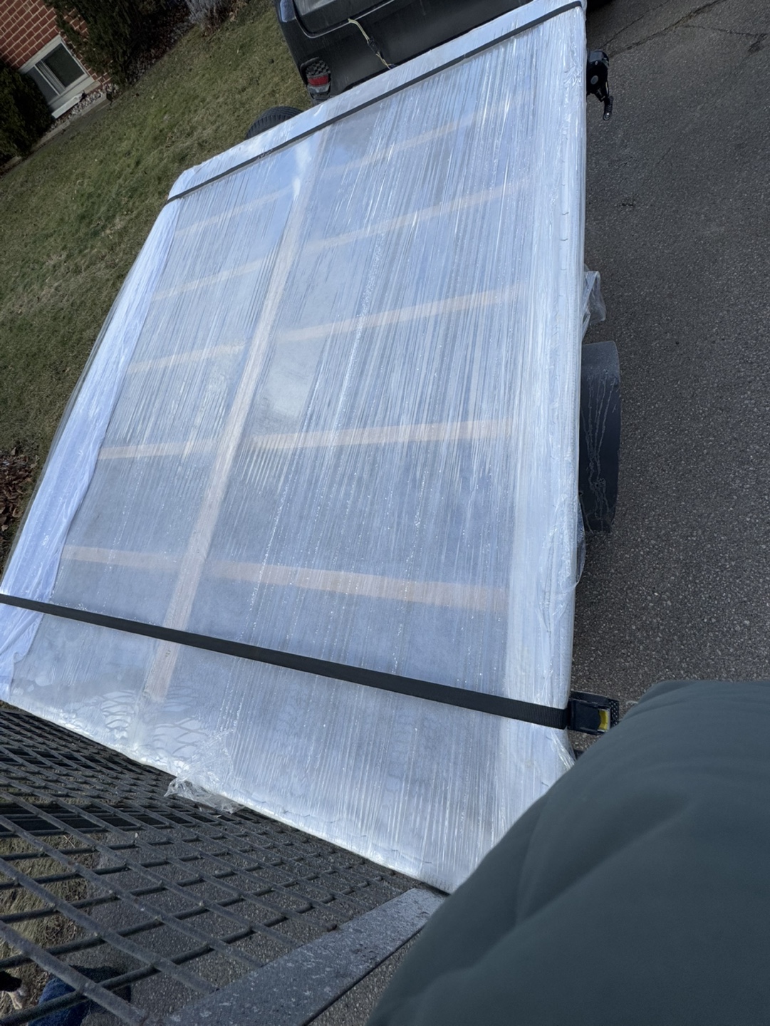 Queen size bed box