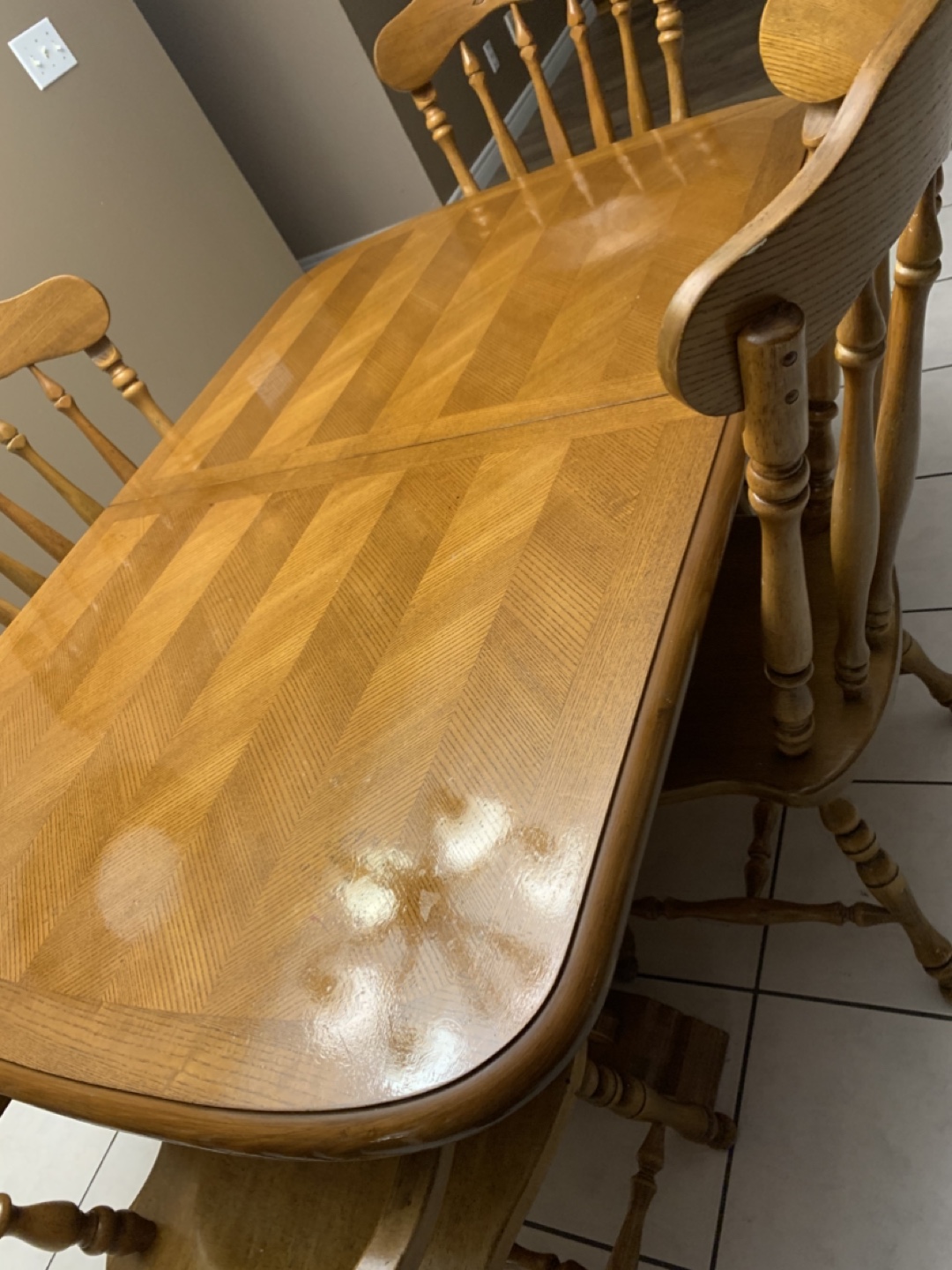 Oak dining table in excellent condition extendible - photo 4