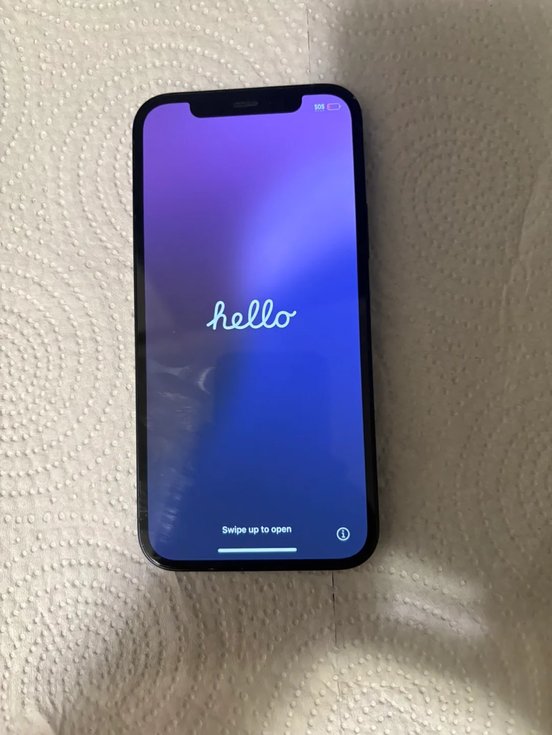 iPhone 12 Midnight Black - Pre-Owned + Accessories image indicator(3)