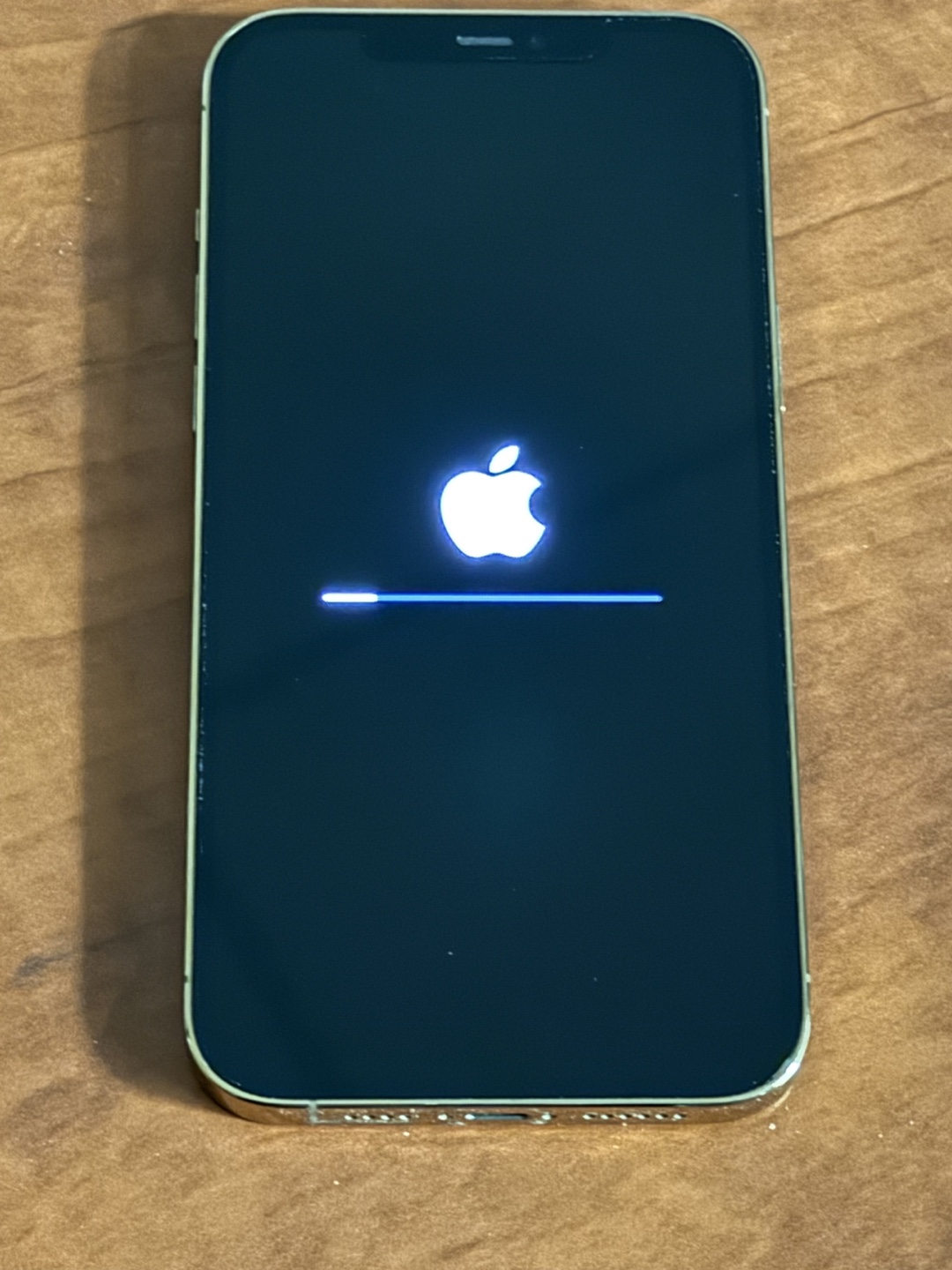 iPhone 12 Pro Max 256GB - Gold - photo 4