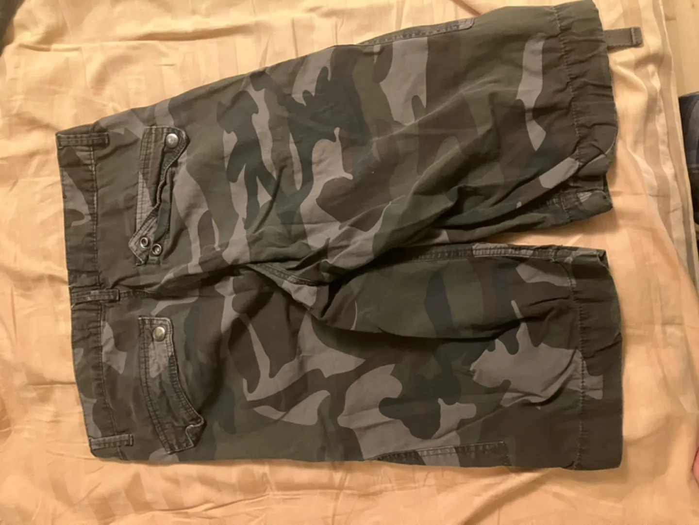 Men's Cargo Shorts Bundle - 5 Pairs image indicator(7)