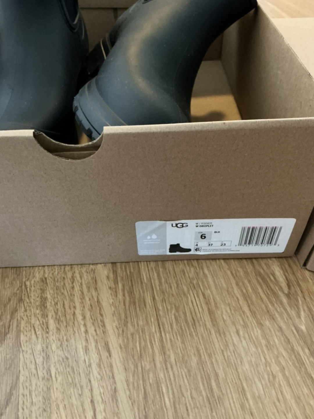 UGG Neumel Chelsea rain boots - size 6 - photo 3