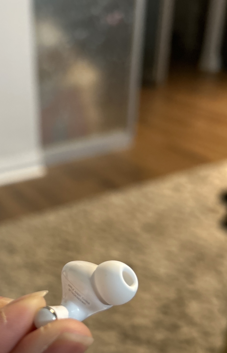 Apple AirPods Pro with Charging Case - photo 4